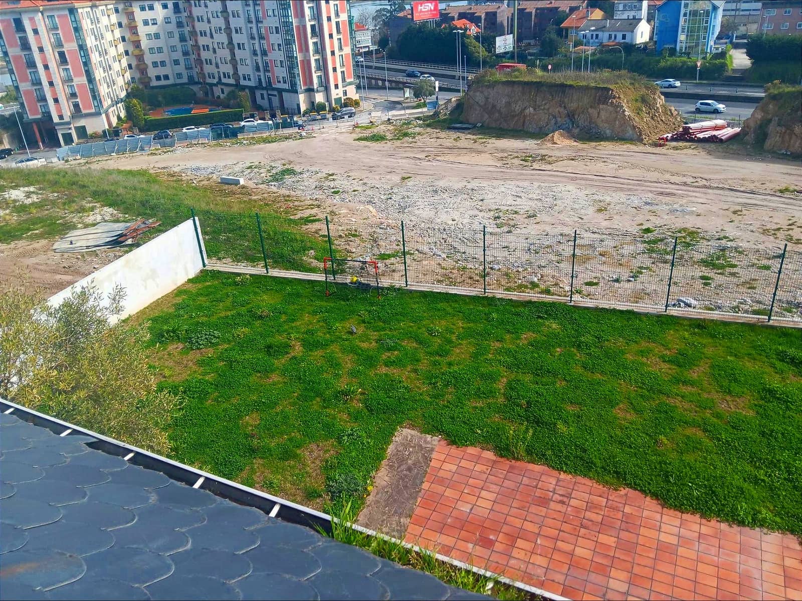 7 bedroom Villa for sale in A Coruna city with garage - € 675,000 (Ref: 9677436)