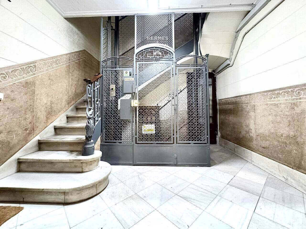 2 Zimmer Wohnung zu verkaufen in Barcelona Stadt - 485.000 € (Ref: 9454786)