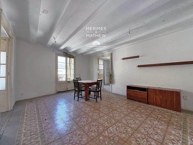 4 slaapkamer Flat te koop in El Barri Gòtic, Barcelona stad - € 690.000 (Ref: 9456678)