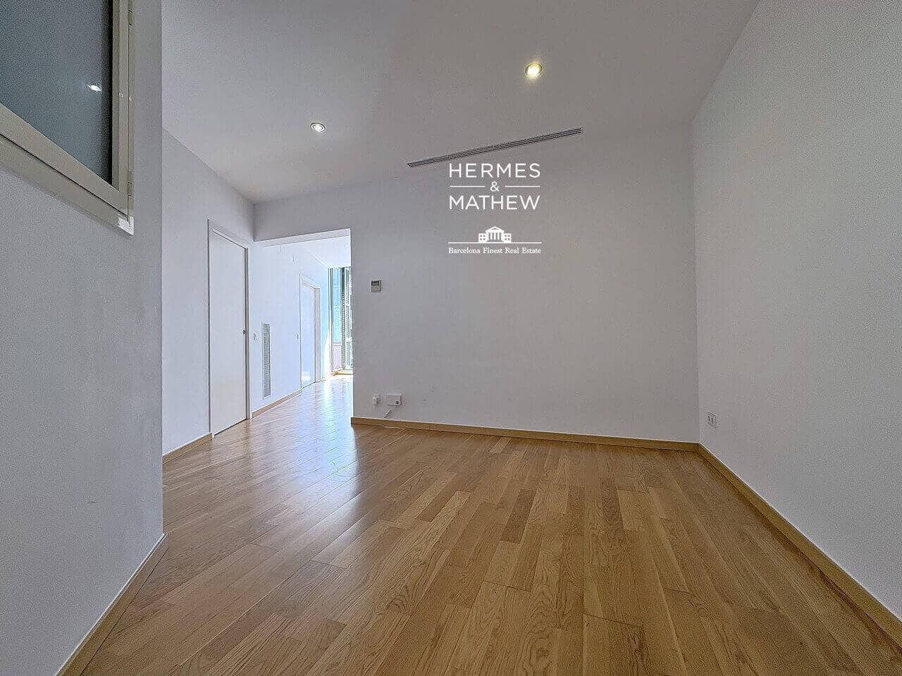 Piso de 2 habitaciones en Barcelona ciudad en venta - 540.000 € (Ref: 9458437)