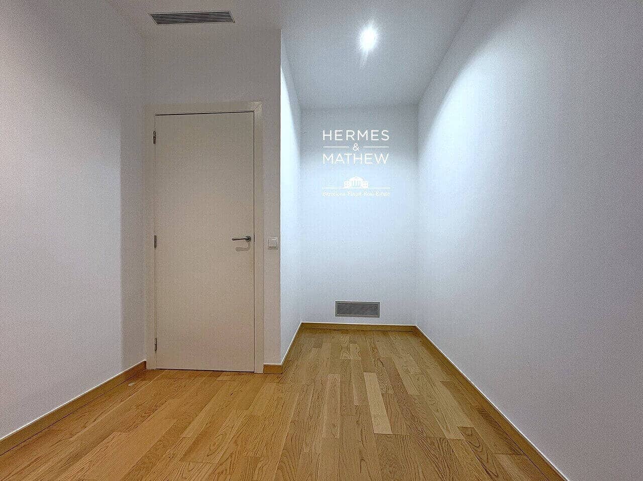 Piso de 2 habitaciones en Barcelona ciudad en venta - 540.000 € (Ref: 9458437)