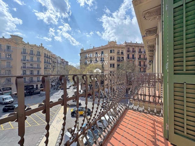 Piso de 2 habitaciones en L'Antiga Esquerra de L'Eixample, Barcelona ciudad en venta - 540.000 € (Ref: 9458437)