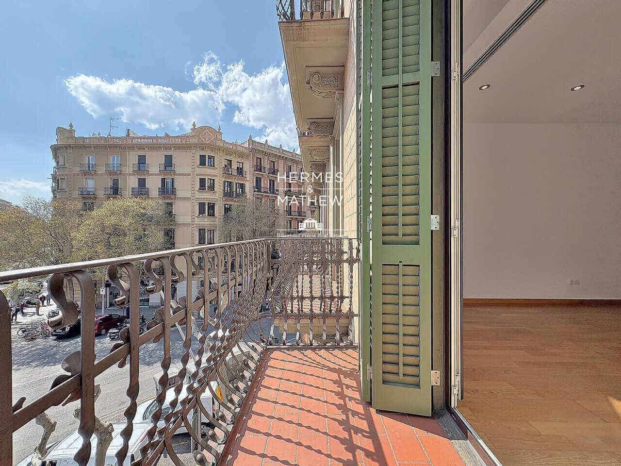 Piso de 2 habitaciones en Barcelona ciudad en venta - 540.000 € (Ref: 9458437)