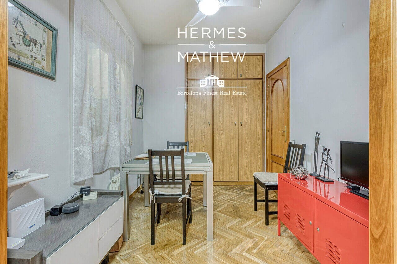 3 bedroom Flat for sale in Barcelona city with garage - € 795,000 (Ref: 9459462)