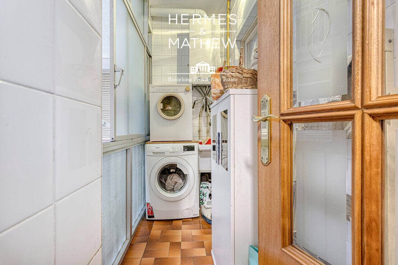 3 bedroom Flat for sale in Barcelona city with garage - € 795,000 (Ref: 9459462)