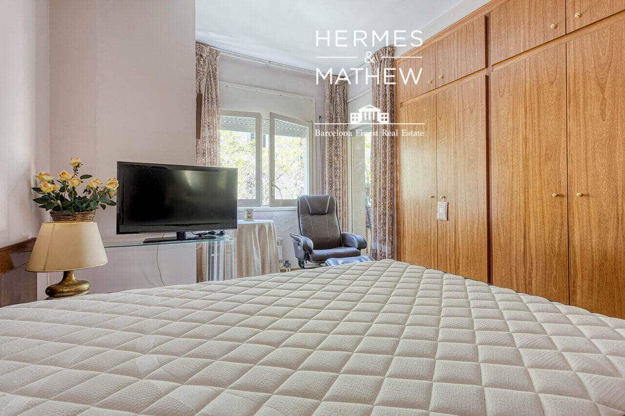 3 bedroom Flat for sale in Barcelona city with garage - € 795,000 (Ref: 9459462)