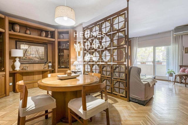 3 soveværelse Lejlighed til salg i La Dreta de L'Eixample, Barcelona by med garage - € 795.000 (Ref: 9459462)