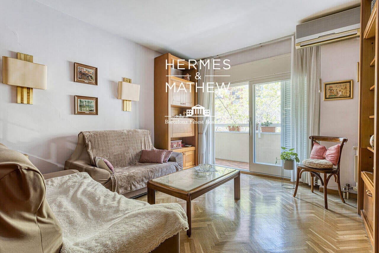 3 bedroom Flat for sale in Barcelona city with garage - € 795,000 (Ref: 9459462)