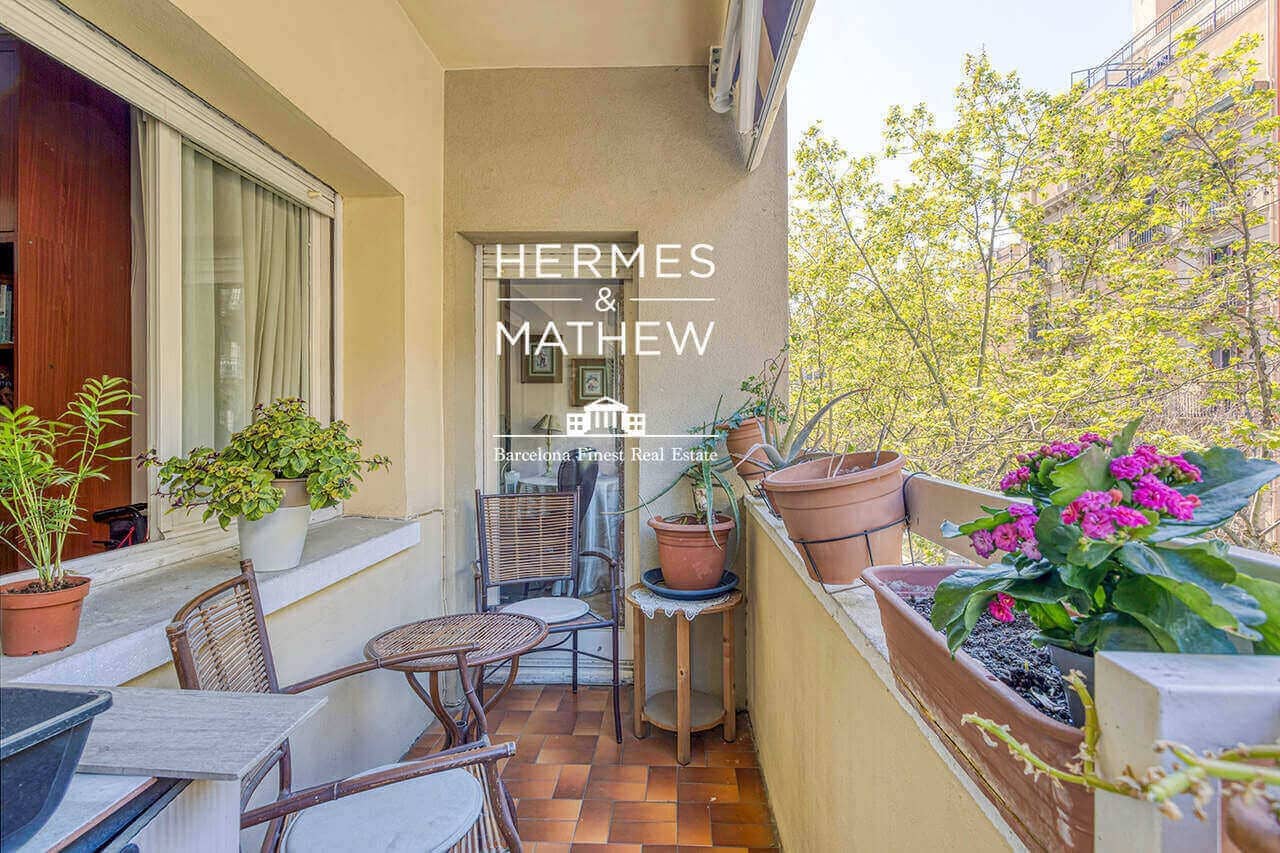 3 bedroom Flat for sale in Barcelona city with garage - € 795,000 (Ref: 9459462)