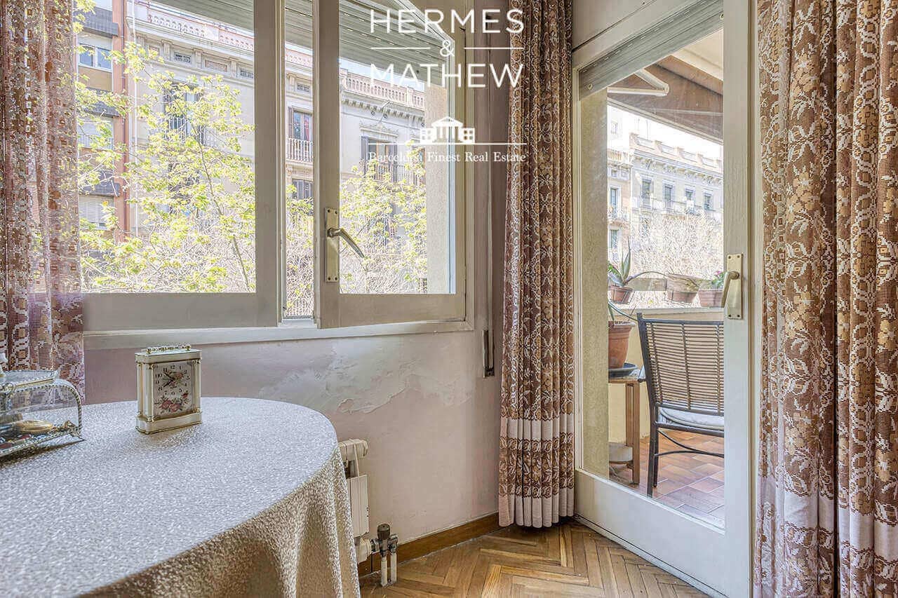 3 bedroom Flat for sale in Barcelona city with garage - € 795,000 (Ref: 9459462)