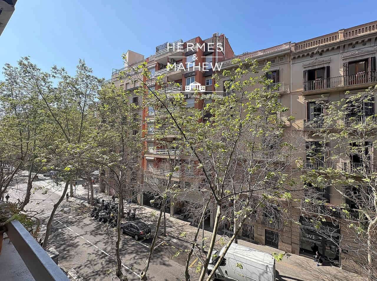 3 bedroom Flat for sale in Barcelona city with garage - € 795,000 (Ref: 9459462)