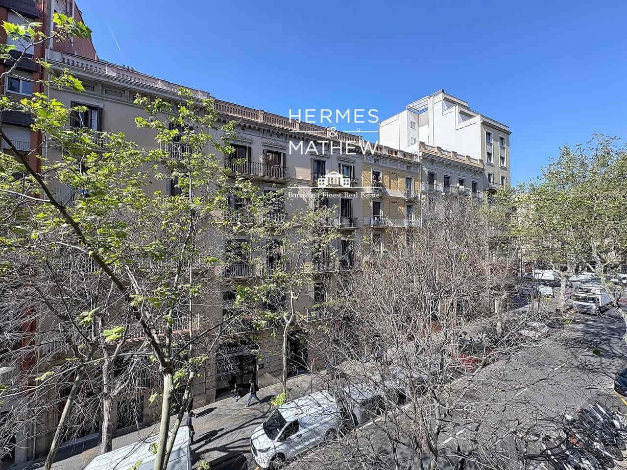 3 bedroom Flat for sale in Barcelona city with garage - € 795,000 (Ref: 9459462)