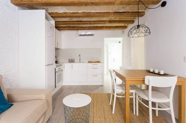 2 slaapkamer Flat te koop in El Barri Gòtic, Barcelona stad - € 285.000 (Ref: 9460661)