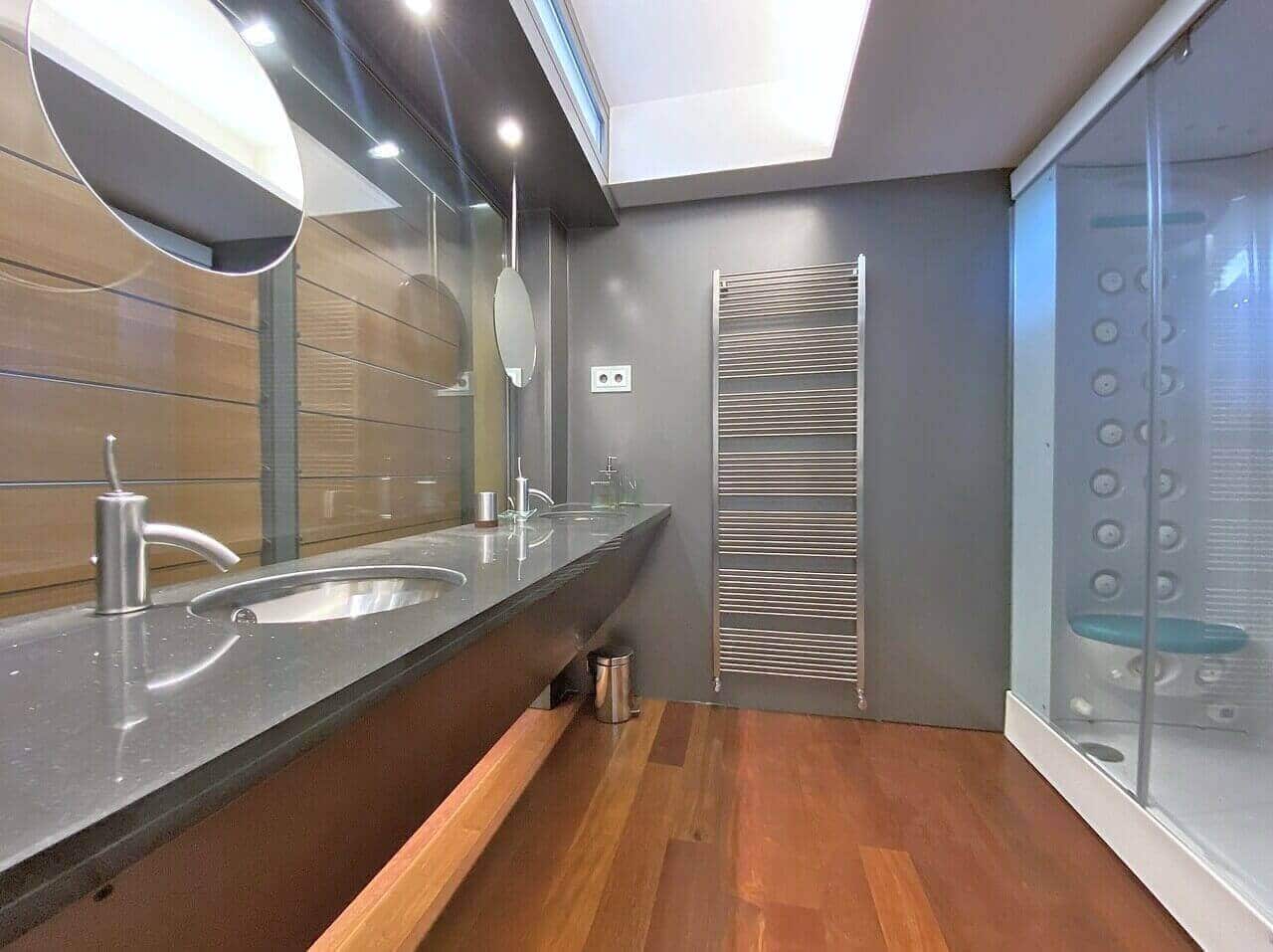 4 bedroom Townhouse for sale in Barcelona city with garage - € 1,450,000 (Ref: 9460818)