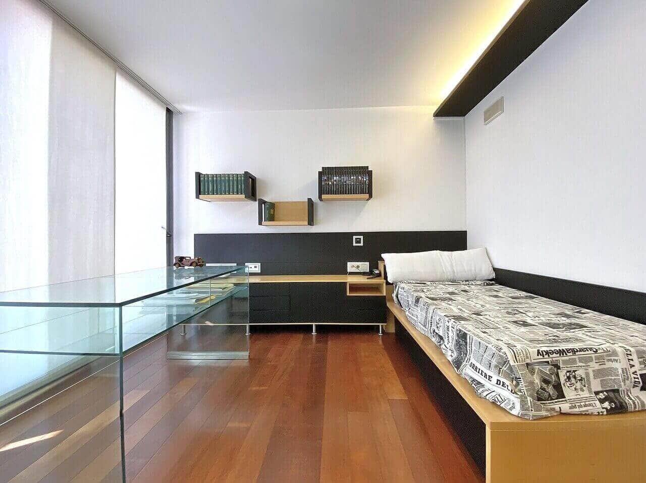 4 bedroom Townhouse for sale in Barcelona city with garage - € 1,450,000 (Ref: 9460818)