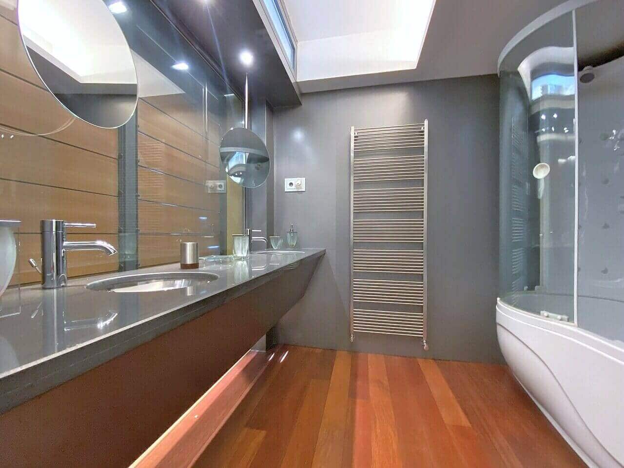 4 bedroom Townhouse for sale in Barcelona city with garage - € 1,450,000 (Ref: 9460818)