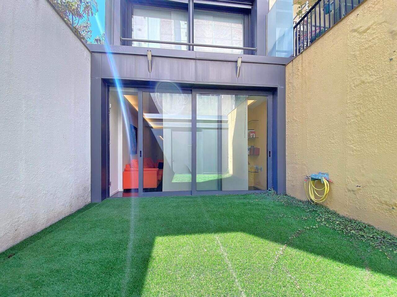 4 bedroom Townhouse for sale in Barcelona city with garage - € 1,450,000 (Ref: 9460818)