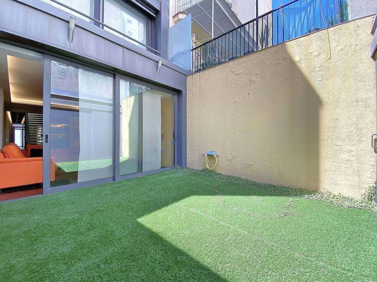 4 bedroom Townhouse for sale in Barcelona city with garage - € 1,450,000 (Ref: 9460818)