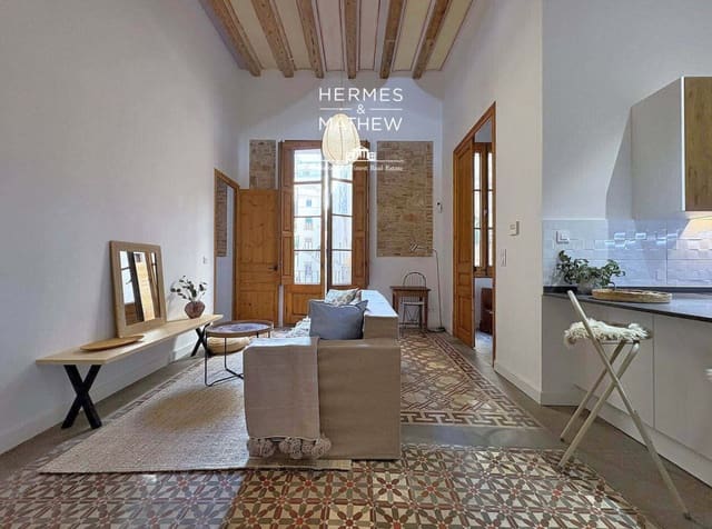 2 bedroom Flat for sale in El Barri Gòtic, Barcelona city - € 435,000 (Ref: 9462626)