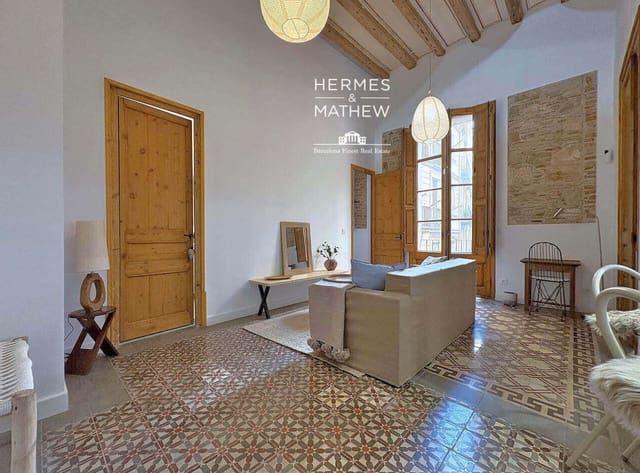 2 bedroom Flat for sale in El Barri Gòtic, Barcelona city - € 435,000 (Ref: 9462626)