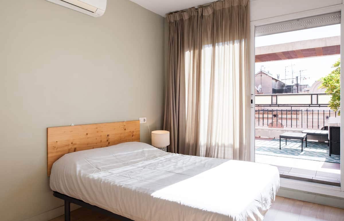 2 sypialnia Penthouse na sprzedaż w Miasto Barcelona - 580 000 € (Ref: 9462682)