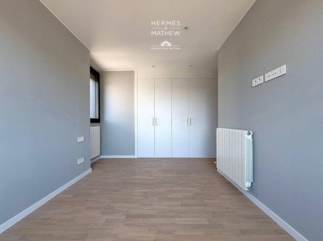 4 sypialnia Mieszkanie na sprzedaż w Badalona z basenem garażem - 820 000 € (Ref: 9478515)