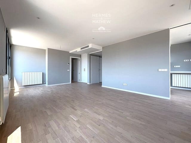 4 camera da letto Appartamento in vendita in Badalona con piscina garage - 657.000 € (Rif: 9478517)