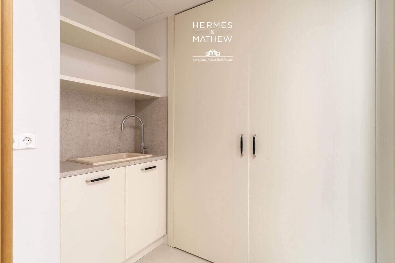 4 bedroom Flat for sale in Barcelona city with pool garage - € 1,773,000 (Ref: 9483215)