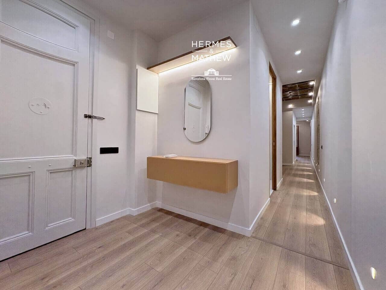 3 bedroom Flat for sale in Barcelona city - € 750,000 (Ref: 9488558)