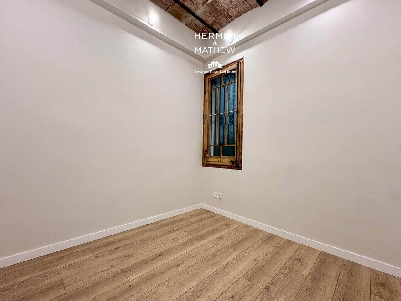 3 bedroom Flat for sale in Barcelona city - € 750,000 (Ref: 9488558)