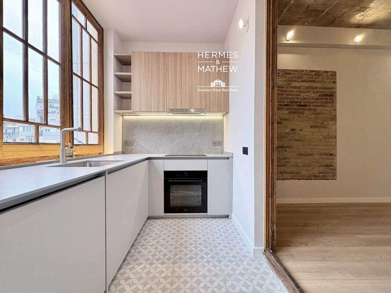 3 bedroom Flat for sale in Barcelona city - € 750,000 (Ref: 9488558)