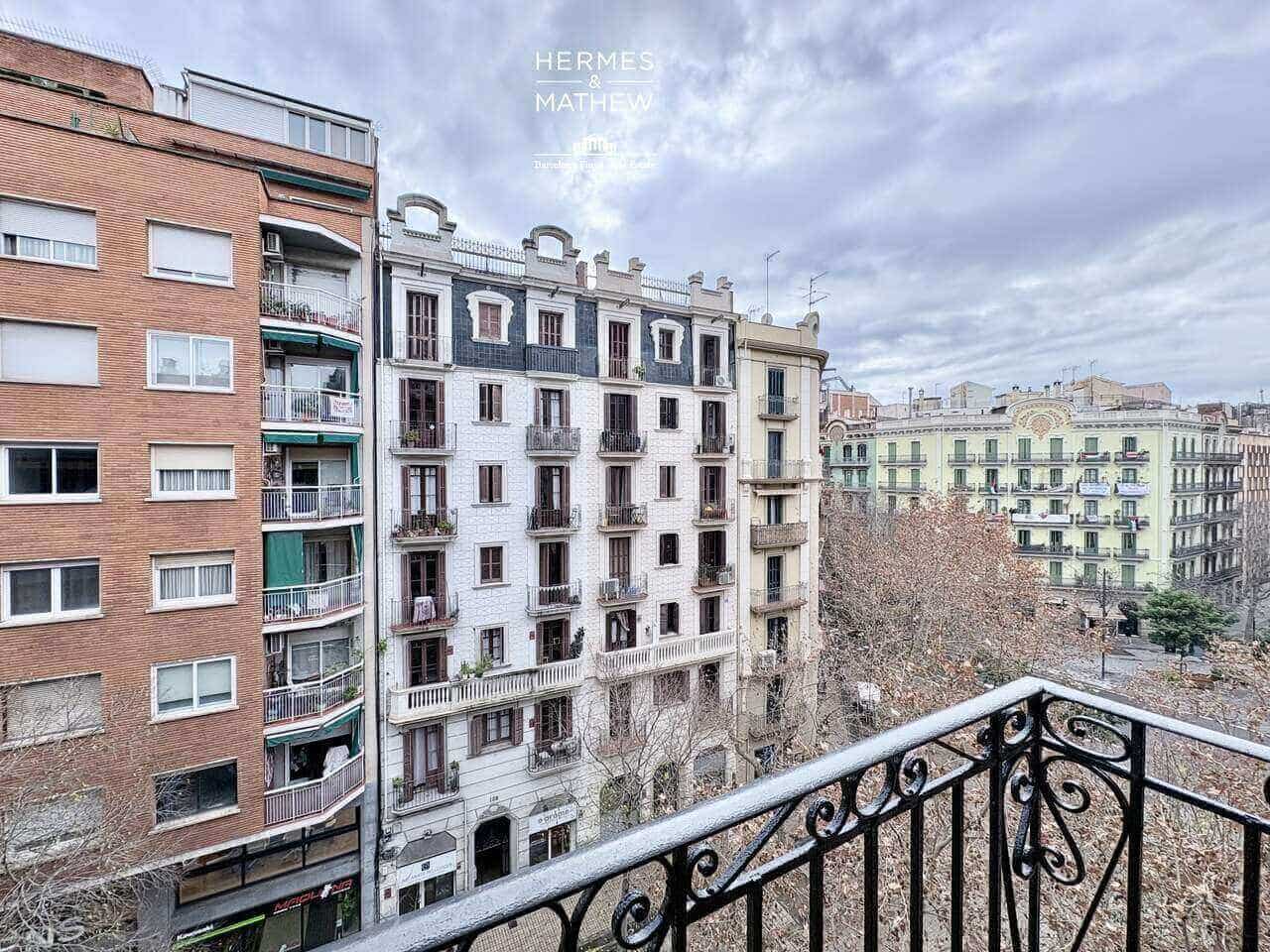 3 bedroom Flat for sale in Barcelona city - € 750,000 (Ref: 9488558)