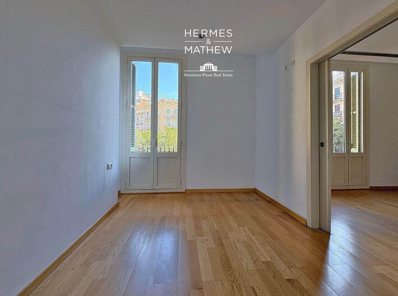 3 bedroom Flat for sale in Barcelona city - € 700,000 (Ref: 9488640)