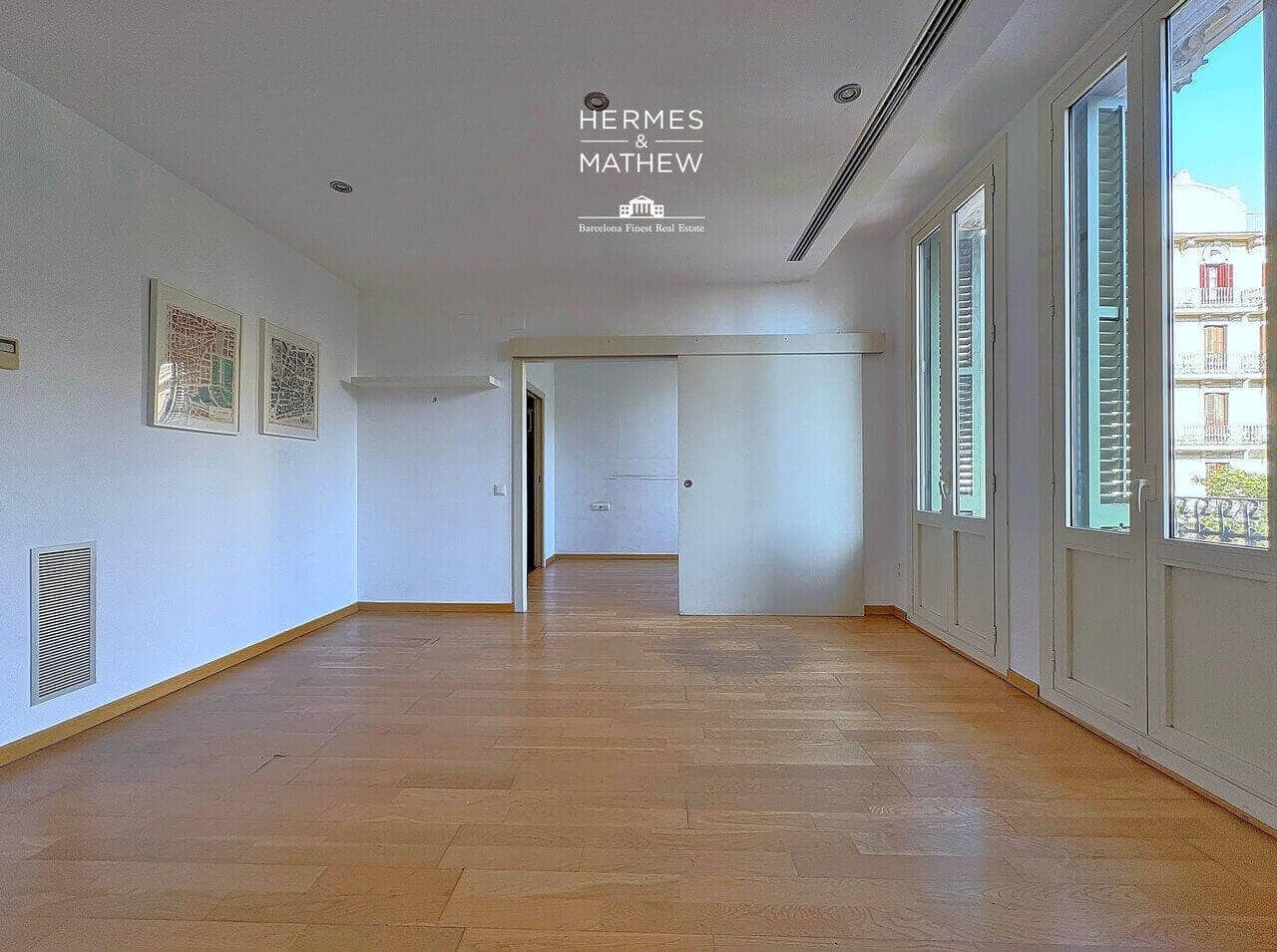 3 bedroom Flat for sale in Barcelona city - € 700,000 (Ref: 9488640)