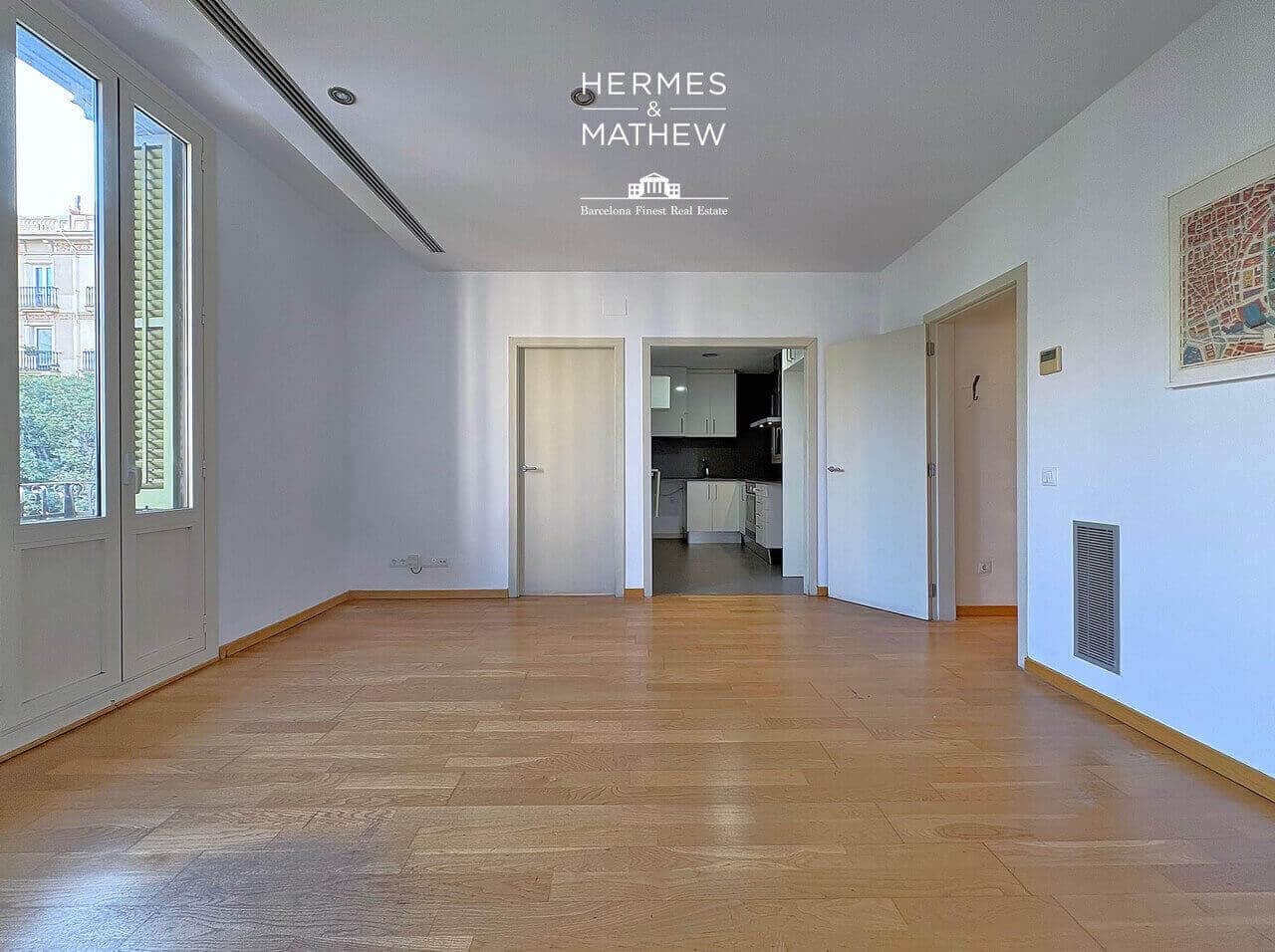 3 bedroom Flat for sale in Barcelona city - € 700,000 (Ref: 9488640)