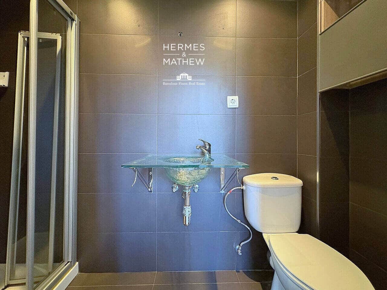 3 bedroom Flat for sale in Barcelona city - € 700,000 (Ref: 9488640)