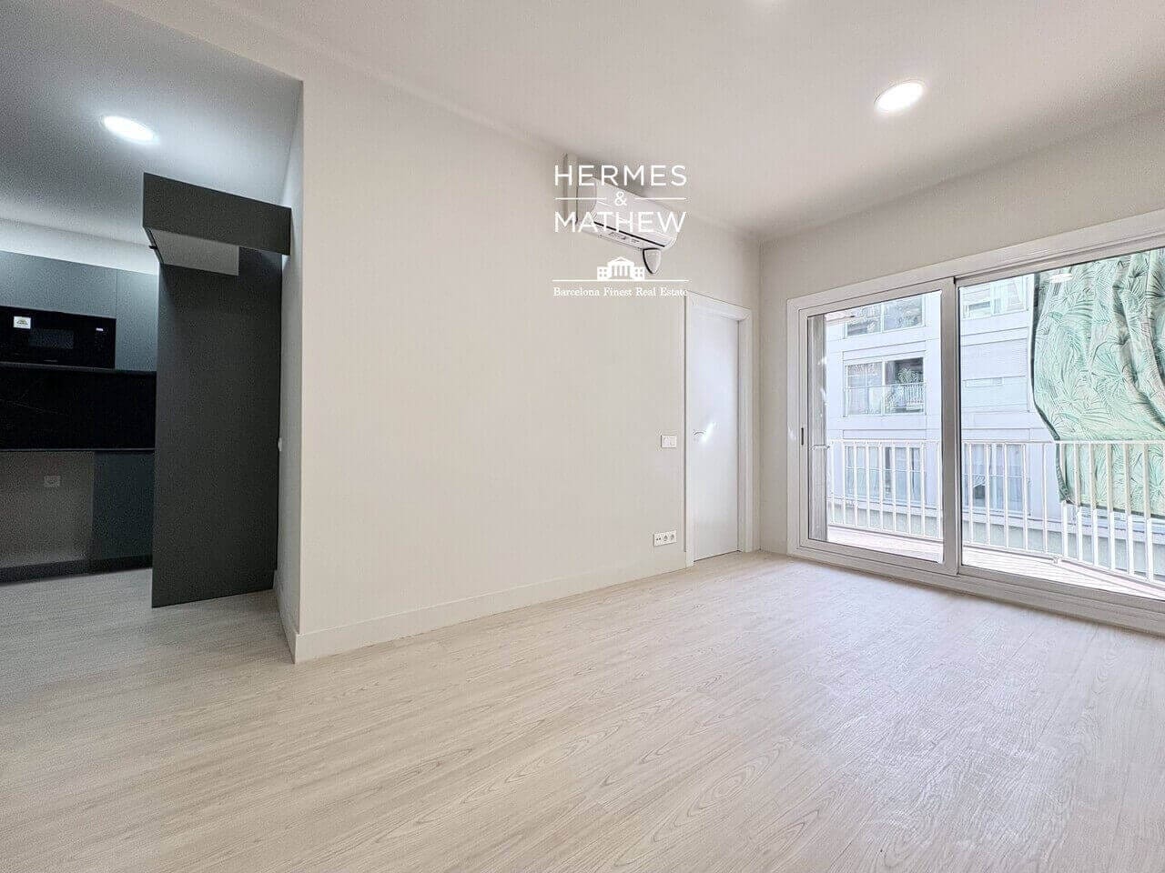 2 bedroom Flat for sale in Barcelona city - € 369,000 (Ref: 9550357)