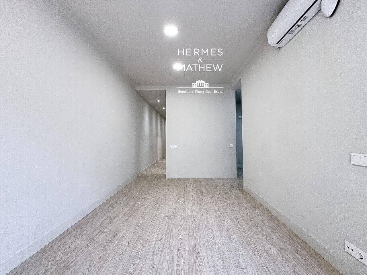 2 bedroom Flat for sale in Barcelona city - € 369,000 (Ref: 9550357)