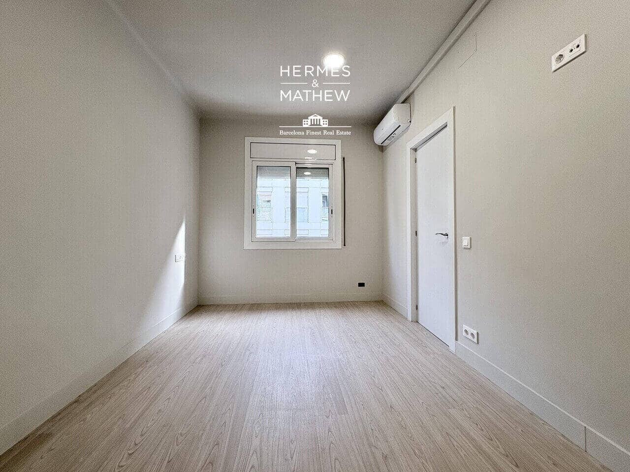 2 bedroom Flat for sale in Barcelona city - € 369,000 (Ref: 9550357)