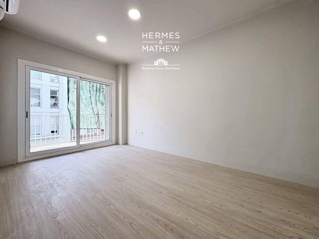 2 soveværelse Lejlighed til salg i El Poble Sec, Barcelona by - € 369.000 (Ref: 9550357)