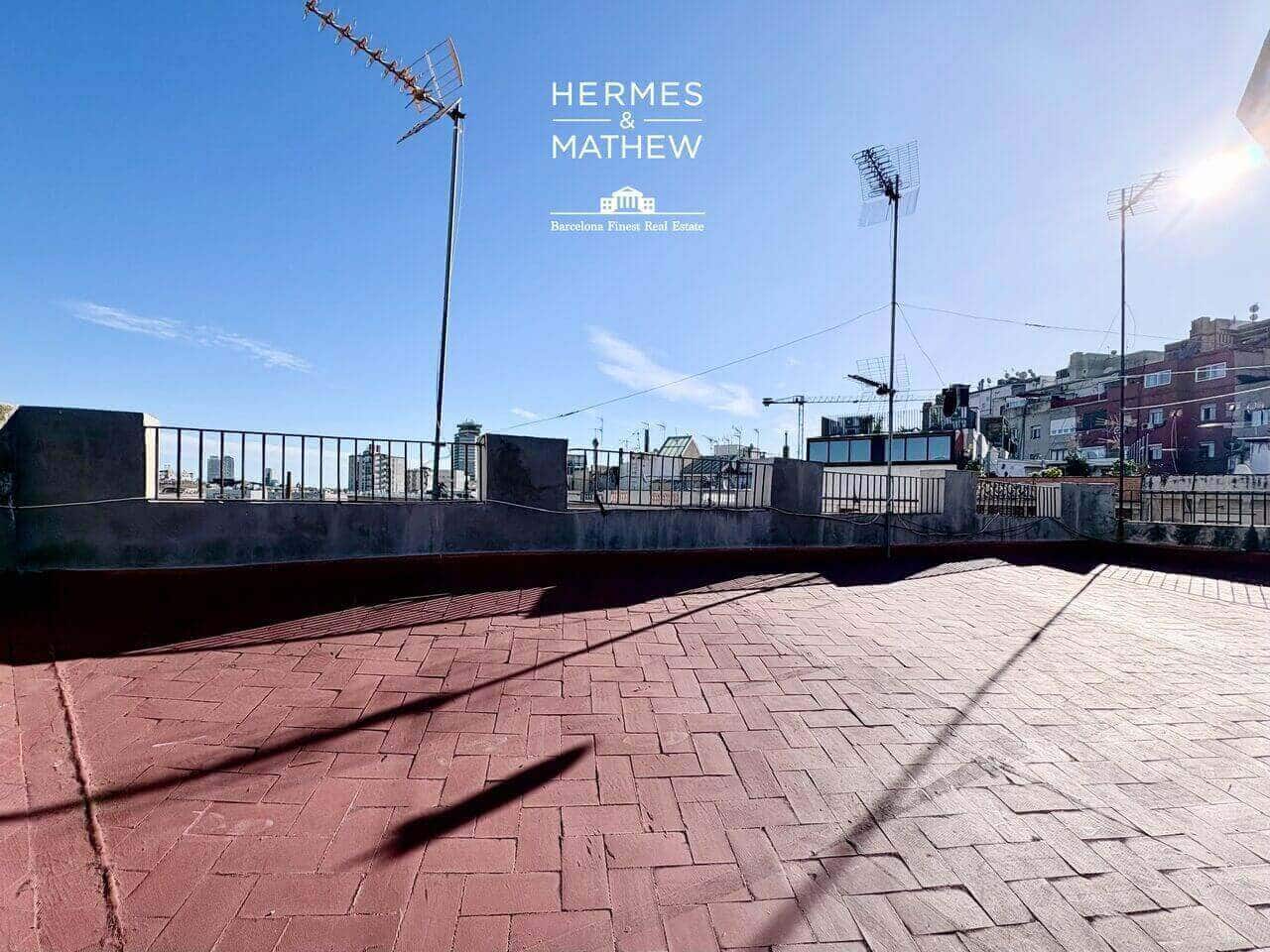 3 soveværelse Penthouse til salg i Barcelona by - € 490.000 (Ref: 9557525)