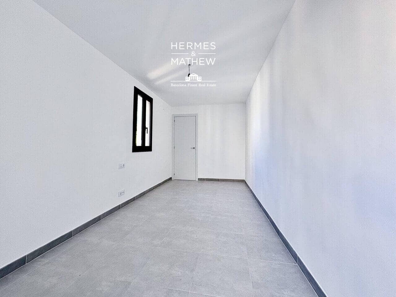 3 soveværelse Penthouse til salg i Barcelona by - € 490.000 (Ref: 9557525)