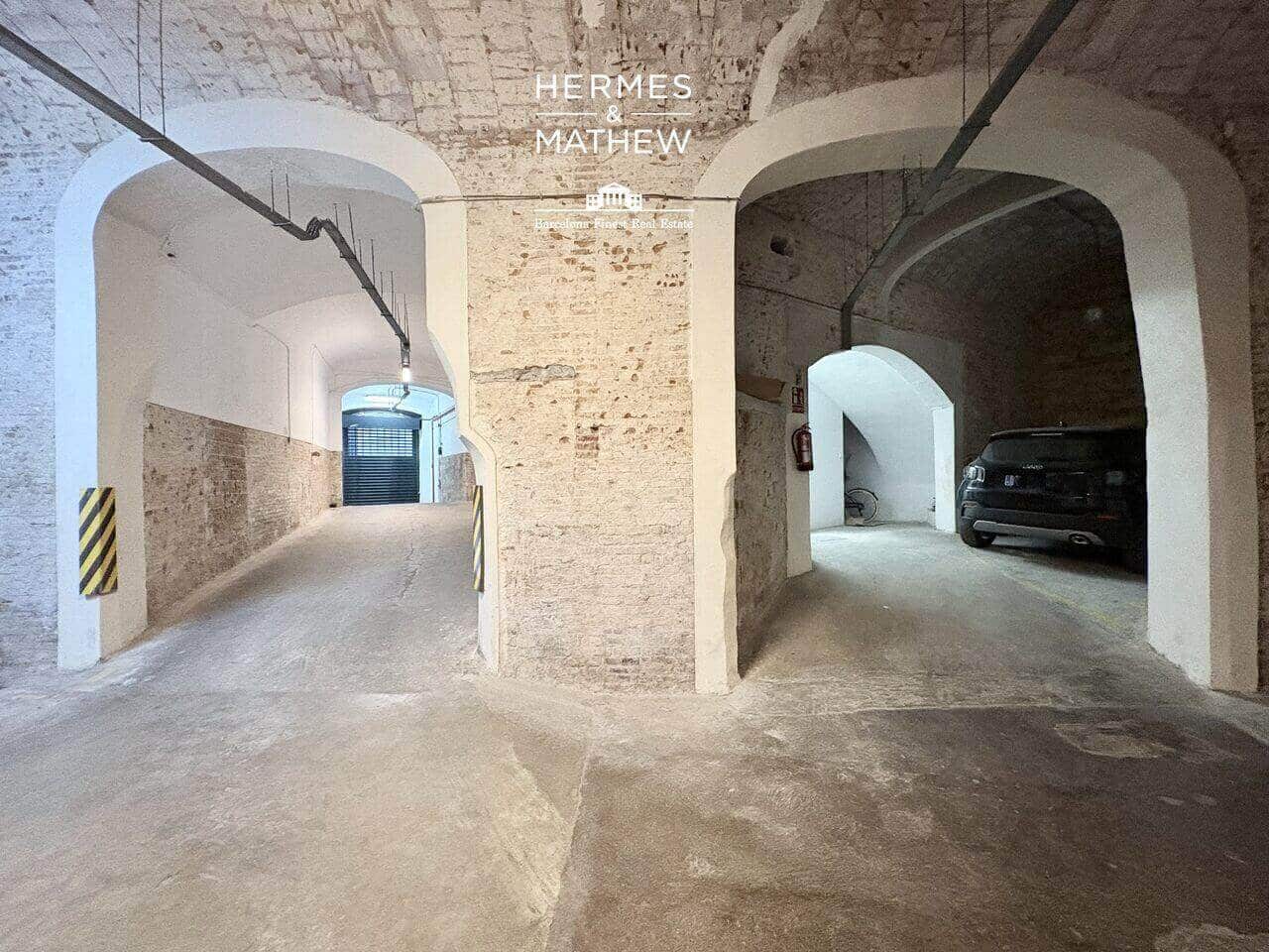 4 soveværelse Lejlighed til salg i Barcelona by med garage - € 570.000 (Ref: 9557533)