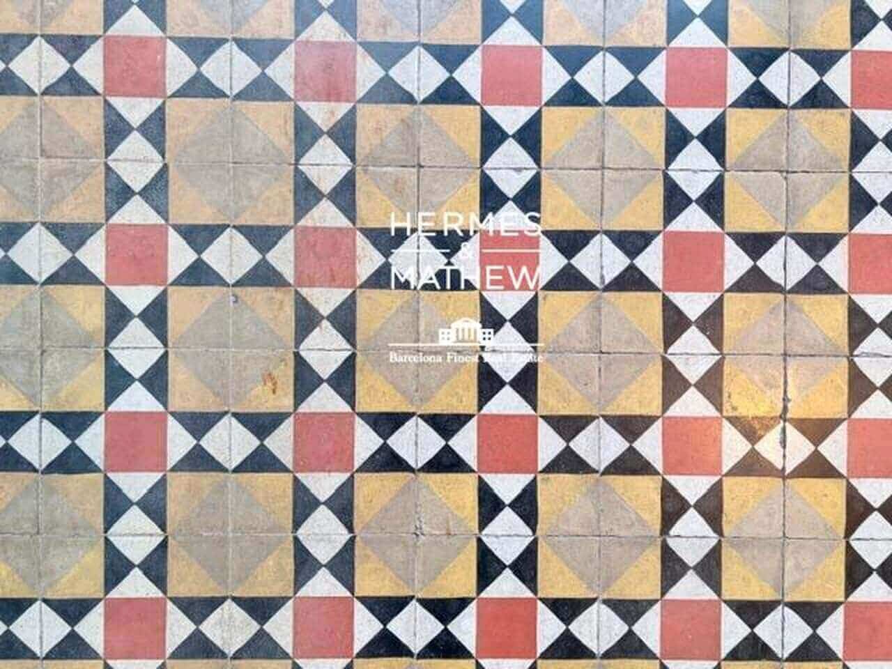 4 soveværelse Lejlighed til salg i Barcelona by med garage - € 570.000 (Ref: 9557533)