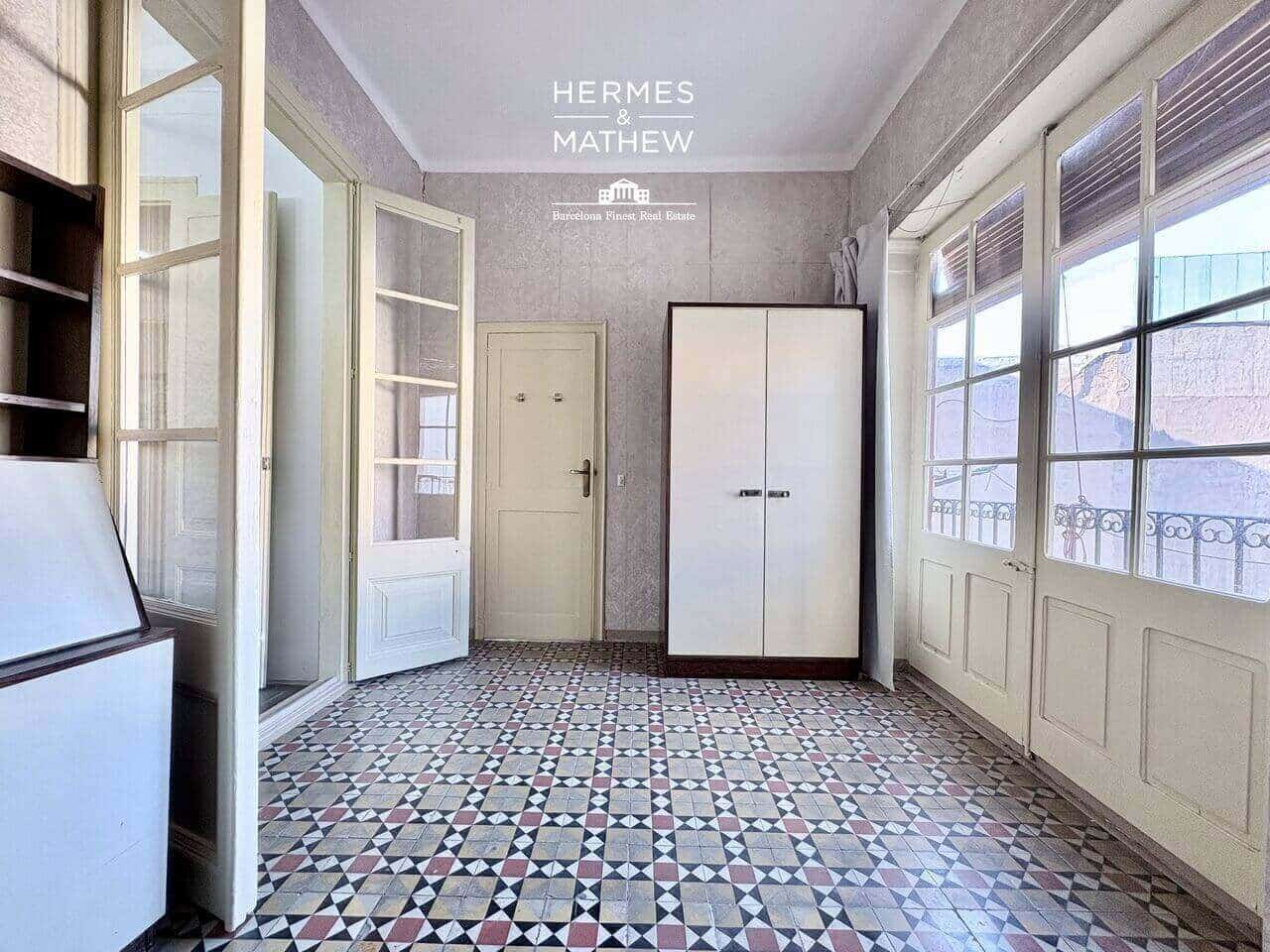 4 soveværelse Lejlighed til salg i Barcelona by med garage - € 570.000 (Ref: 9557533)