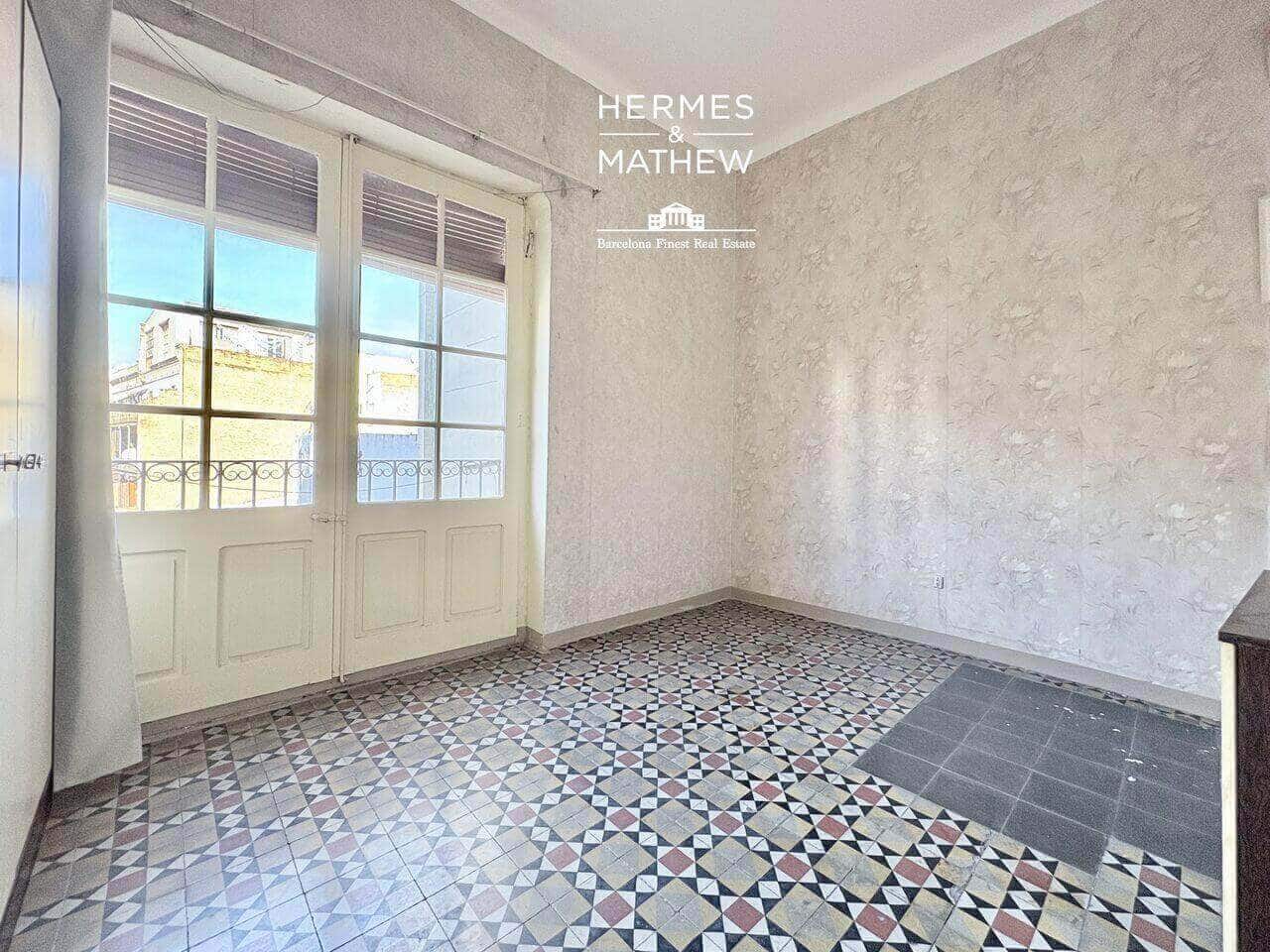 4 soveværelse Lejlighed til salg i Barcelona by med garage - € 570.000 (Ref: 9557533)