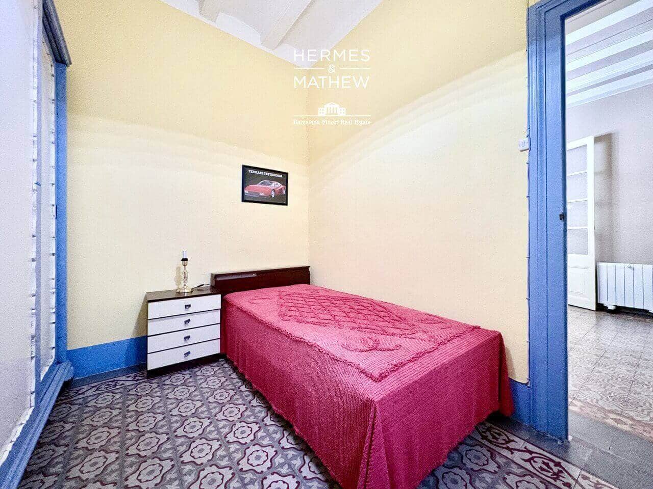 4 soveværelse Lejlighed til salg i Barcelona by med garage - € 570.000 (Ref: 9557533)