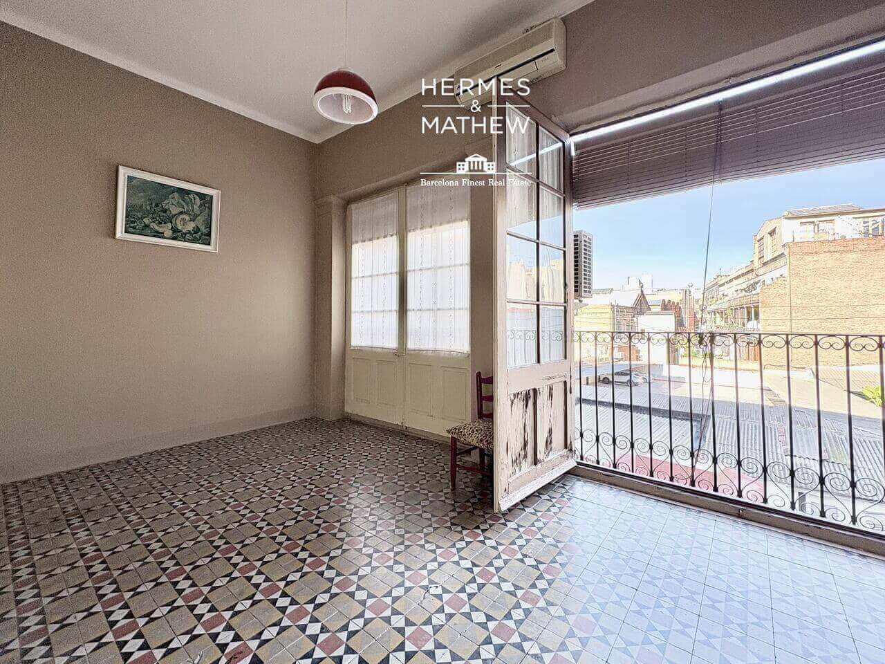 4 soveværelse Lejlighed til salg i Barcelona by med garage - € 570.000 (Ref: 9557533)