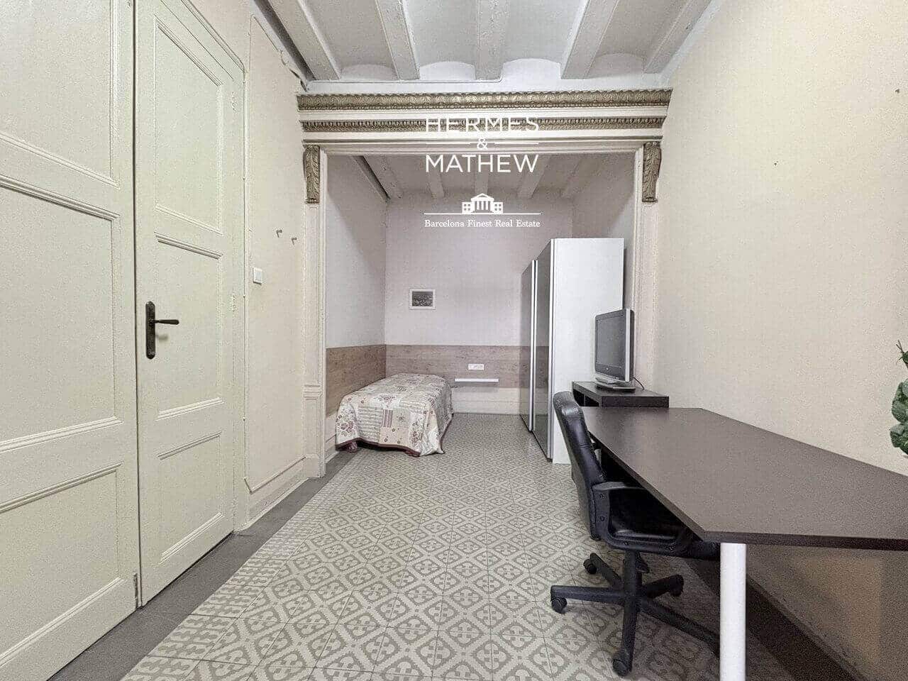 4 soveværelse Lejlighed til salg i Barcelona by med garage - € 570.000 (Ref: 9557533)