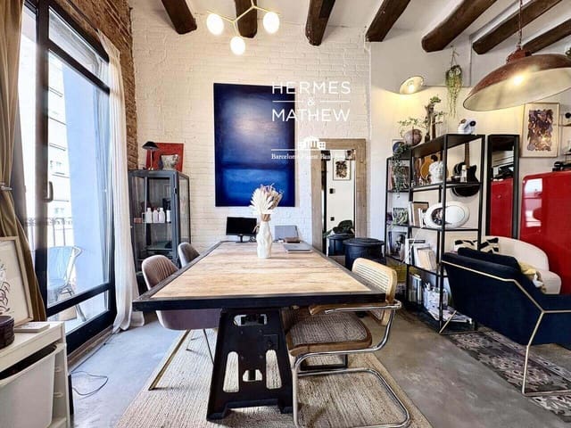 2 makuuhuone Kattohuoneisto myytävänä paikassa El Poble Sec, Barcelona kaupunki - 550 000 € (Ref: 9575462)